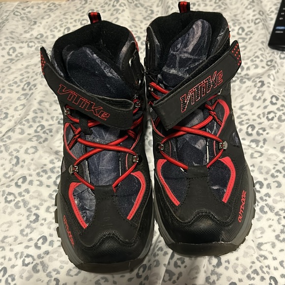 Vitike Red & Black Hiking Boots - 38 / 7.5 - Picture 2 of 5